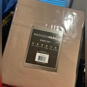 Madison park Sheet Set Khaki